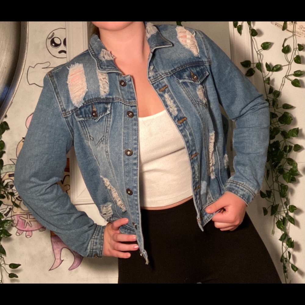 Rue21 Distressed Jean Jacket (brand new)
